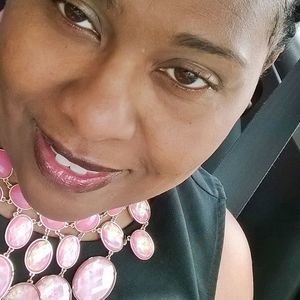 Meet your Posher, Darlene